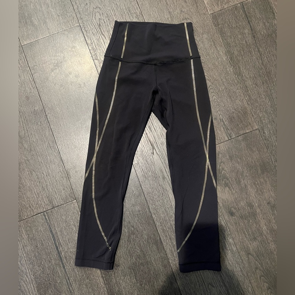 Lululemon Limited Ed Nulu Align High-Rise Crop Pant 21" *Gold Black Size 2